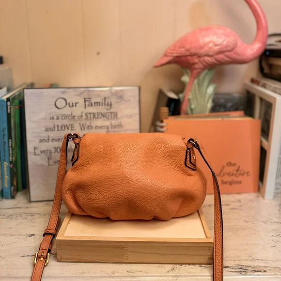 Authentic Marc Jacob New York Collection Cross Body Bag - Picture 8 of 14